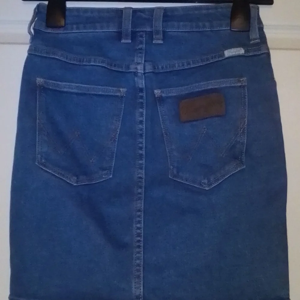 Women's Wrangler Hi Mini Skirt Denim Size 8 - Picture 4 of 5